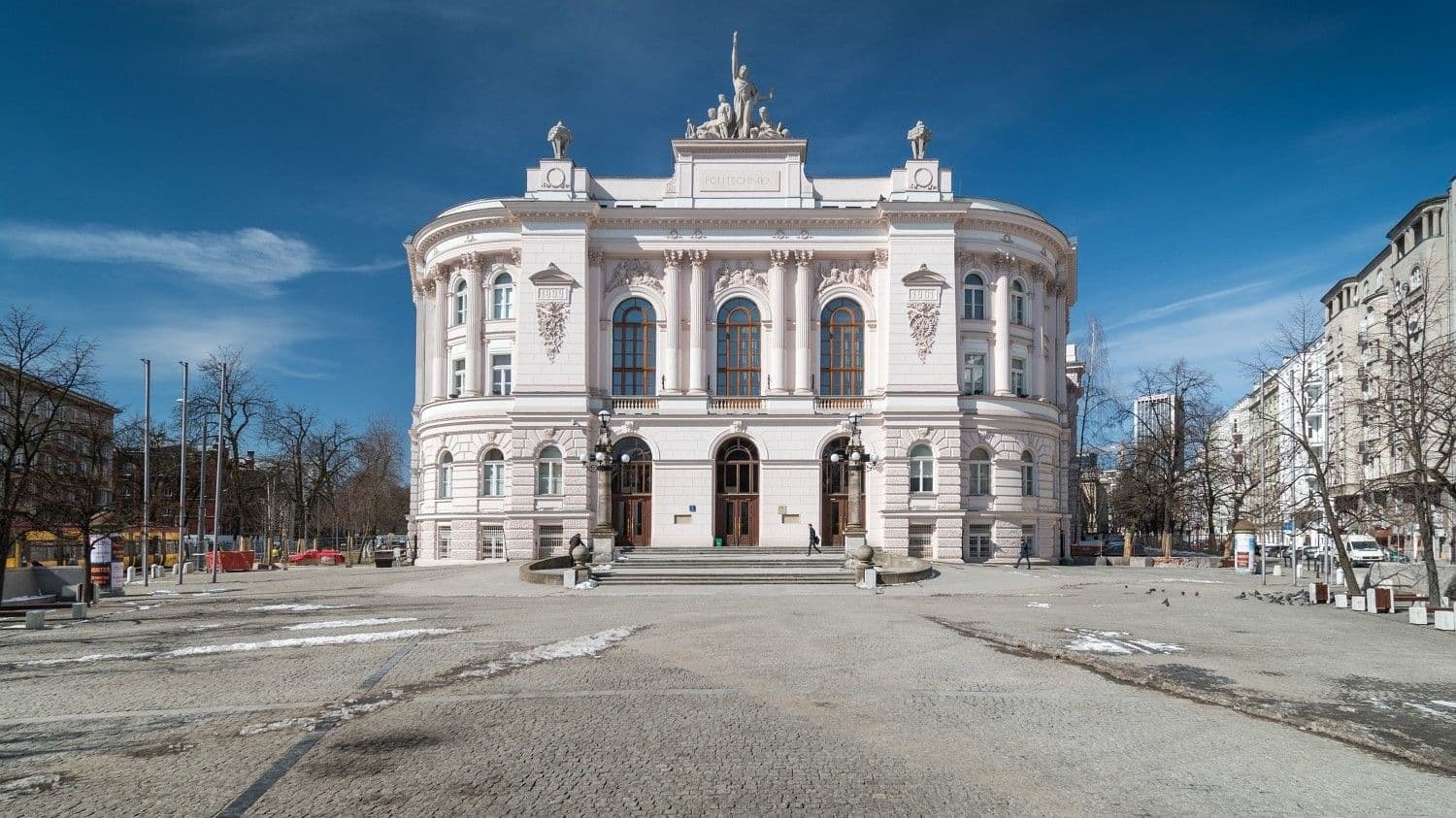 Warsaw University of Technology — Warsaw’s Hidden Architectural Masterpiece